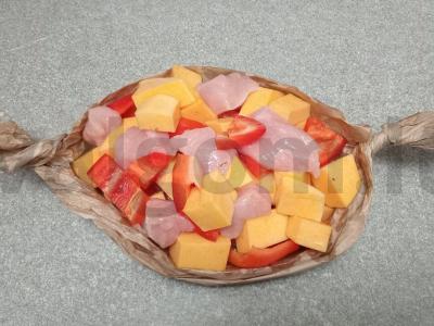 Kalakutienos filė su moliūgu, paprikomis ir mocarela Žingsnis 5