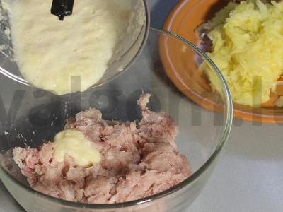 Cukinijų kotletai su kreminiu įdaru Žingsnis 7