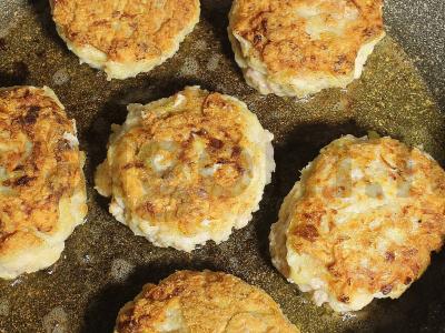 Cukinijų kotletai su kreminiu įdaru Žingsnis 12