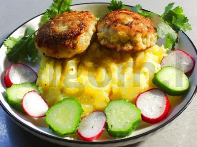 Cukinijų kotletai su kreminiu įdaru pagrindine nuotrauka