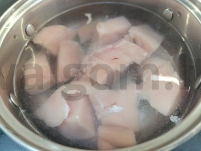 Vištienos piurė su termostatiniu jogurtu Žingsnis 1