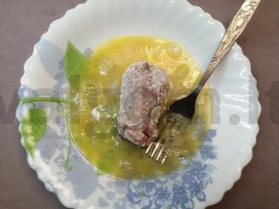 Vištienos ritinėliai su sūriu džiūvėsėliuose Žingsnis 8