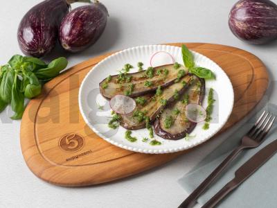 Baklažanai su pesto pagrindine nuotrauka