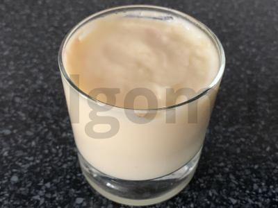 Pieninis pudingas su krakmolu pagrindine nuotrauka