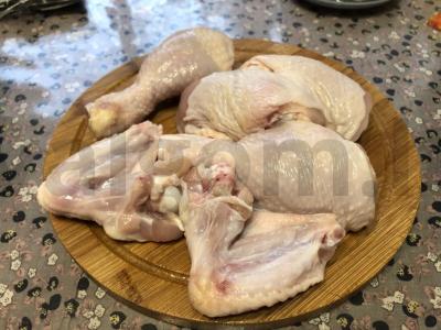 Vištiena su džiovintais slyvomis ir džiovintais obuoliais Žingsnis 3