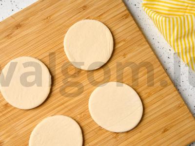 Užkandis „Jūrinė kriauklė“ su putpelių kiaušiniais Žingsnis 1