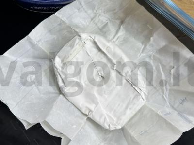 Sūris su baltąja pelėsiu, keptas orkaitėje Žingsnis 2