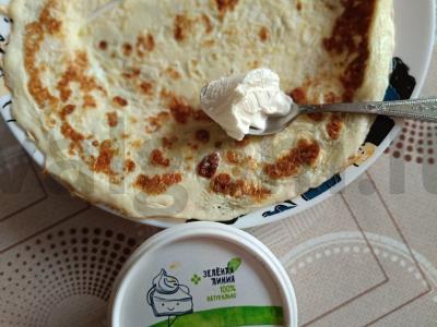 Omletiniai blynai su kreminiu sūriu ir upėtakiu Žingsnis 6