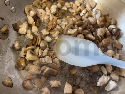 Vištiena su grybais sojų padaže Žingsnis 6