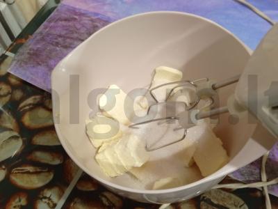 Sausainiai „Riešutai su virta saldžia grietinėle“ Žingsnis 3