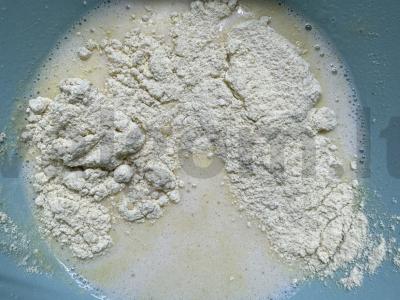 Blynai su kefyru ir kukurūzų miltais Žingsnis 4