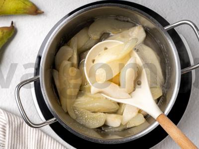 Kriaušių uogienė su aguonomis Žingsnis 4