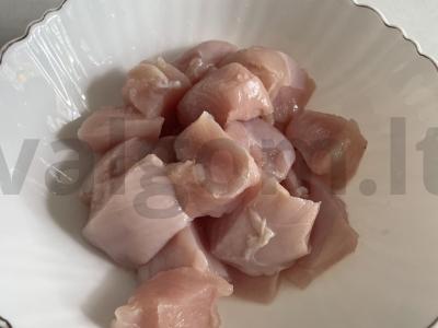 Vištienos šašlykai majoneze ir graikiškame jogurte Žingsnis 1