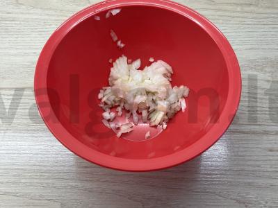 Vegetariški pyragėliai su bulvėmis Žingsnis 1