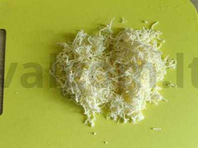 Vištienos blynai su sūriu ir morkomis Žingsnis 3