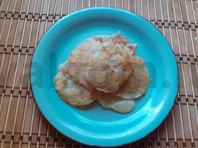 Blynai su varškės ir raudonųjų serbentų padažu pusryčiams Žingsnis 5