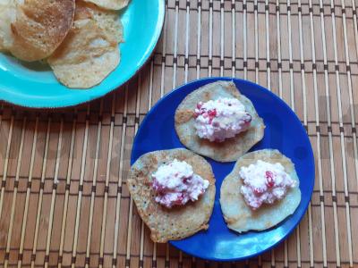 Blynai su varškės ir raudonųjų serbentų padažu pusryčiams Žingsnis 6