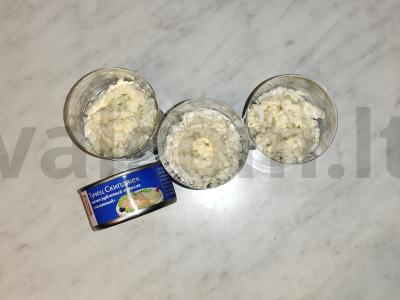 Salotas su konservuotu tunu ir provanso žolelėmis Žingsnis 4