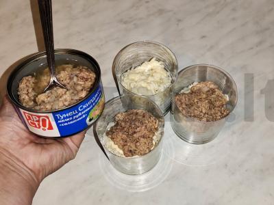 Salotas su konservuotu tunu ir provanso žolelėmis Žingsnis 5