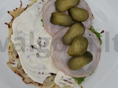 Bulvių blynai su daržovėmis ir dešra Žingsnis 7