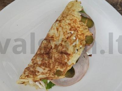 Bulvių blynai su daržovėmis ir dešra pagrindine nuotrauka