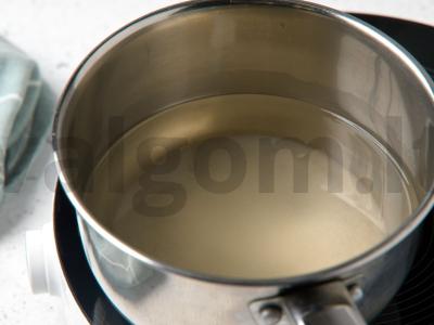 Šaldytų mėlynių kompotas Žingsnis 1