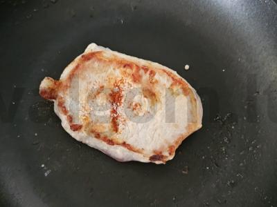 Keptas steikas su barbekiu padažu ir daržovių salotu Žingsnis 4