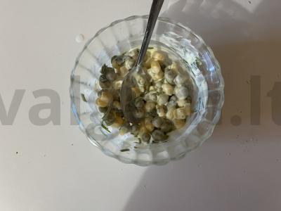 Greitas daržovių salotas užkandžiui Žingsnis 3