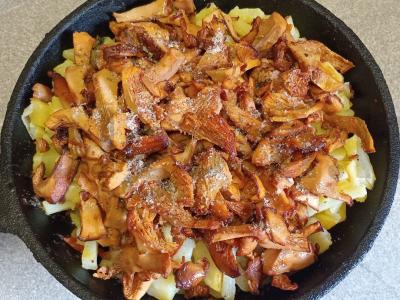 Keptas bulves su voveraitėmis ir jalapeño pipirais Žingsnis 8