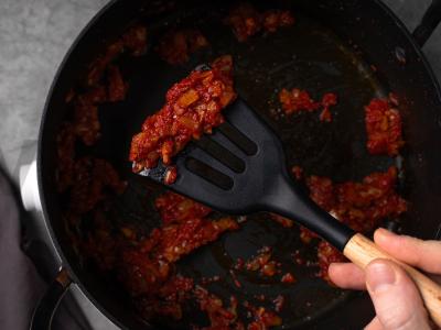 Bulvių troškinys su čorizo Žingsnis 4