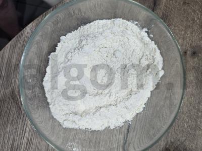 Namų dešrelės mieliniame tešloje Žingsnis 1