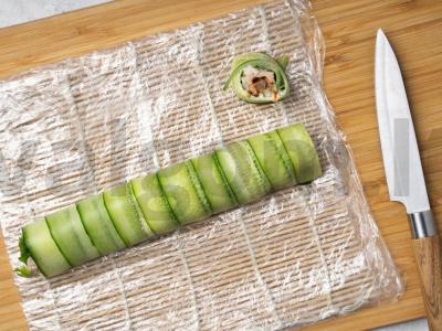 Agurkų ritinėliai Žingsnis 6