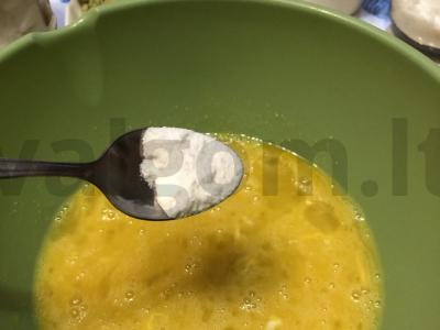 Baltojo šilkmedžio pyragas Žingsnis 2