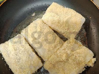 Geltonžuvė flounder su traškia paniruote Žingsnis 5