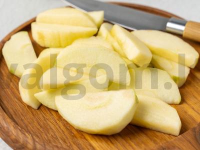 Šarlotė su pienu lėtojoje viryklėje Žingsnis 4