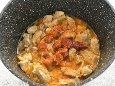 Kumpio plovas su pomidorų pasta Žingsnis 4