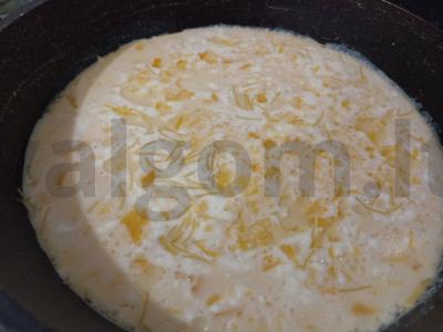 Makaronų pyragas su sūriu per 20 minučių Žingsnis 3