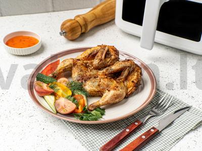 Vištiena tabaka oro grilyje pagrindine nuotrauka