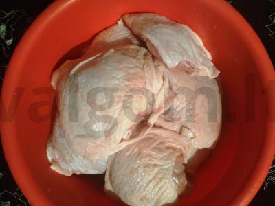 Vištienos šlaunelės ant grotelių Žingsnis 1