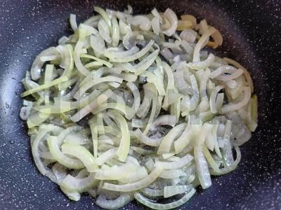 Lečo keptuvėje pietums Žingsnis 1