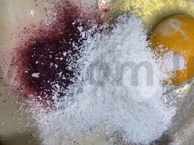 Desertas su braškių uogiene ir kondensuotu pienu Žingsnis 3