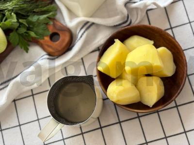 Grybų krem-supas daržovių sultinyje Žingsnis 3