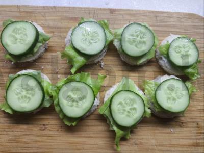 Šventiniai kanapė su dešra Žingsnis 4