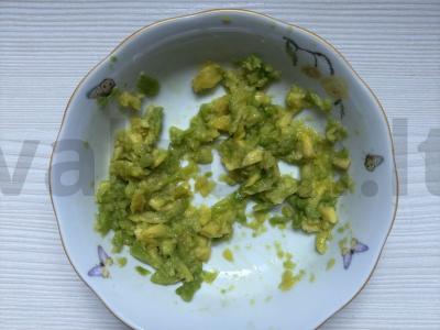 Avokado užtepas su sėklomis Žingsnis 1