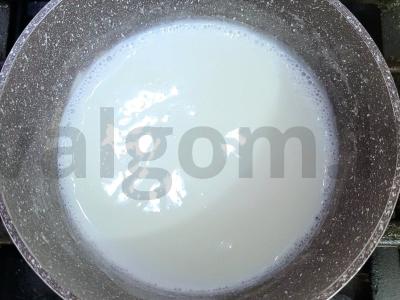 Skaniausia avižinė košė su braškėmis ir šokoladu Žingsnis 1