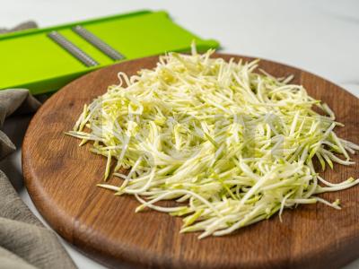 Morkų-cukinijų blynai Žingsnis 1