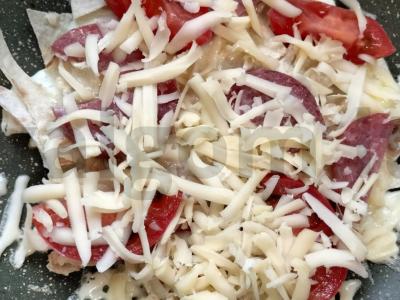 Skaniausias pusryčių patiekalas iš lavašo, kiaušinių ir sūrio Žingsnis 6