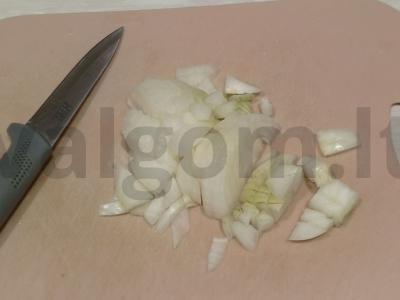 Sriuba su makaronais iš silkės pomidorų padaže Žingsnis 1