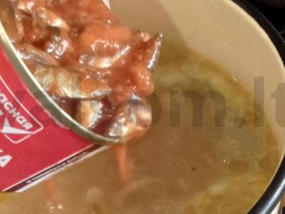 Sriuba su makaronais iš silkės pomidorų padaže Žingsnis 8