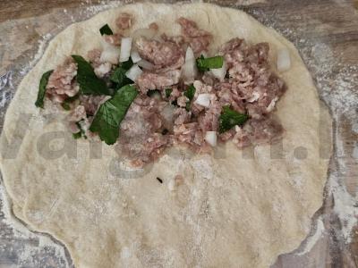 Namų čeburekai su faršu ir žolelėmis Žingsnis 7